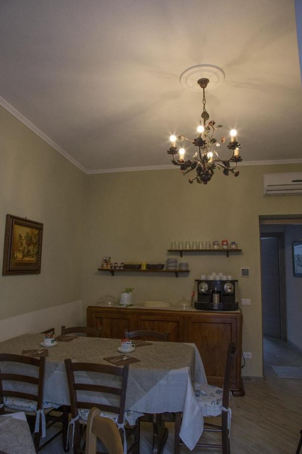 Bed and Breakfast La Corte Dei Tre Торре-дель-Лаго-Пуччини Экстерьер фото